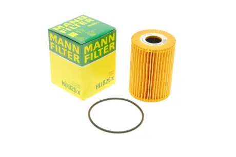 Фільтр масляний Renault Master/Opel Movano 3.0 dCi/DTi 03- -FILTER MANN HU 825 X