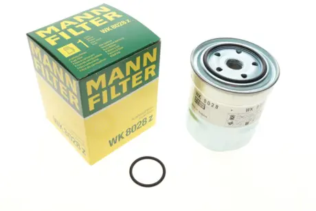 Фільтр паливний Toyota Corolla/Auris 1.4/2.0 D 07- (з прокладкою) -FILTER MANN WK 8028 Z