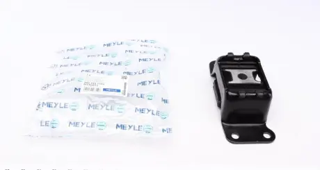 Опора диференціалу MEYLE 300 333 1106