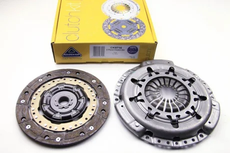 Комплект зчеплення Ford Mondeo III 1.8/2.0 i 00-07 (228mm23z) National CK9716