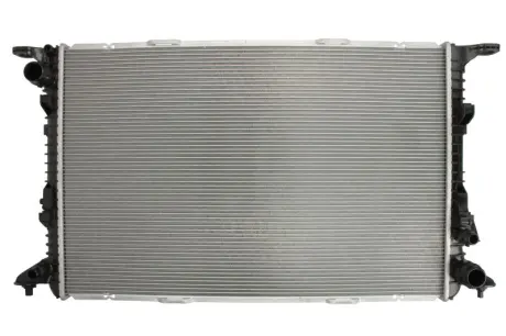 Радіатор AI A 8/S 8(10-)2.0 TFSi HYBRID(+)[OE 4H0121251C] NISSENS 60327