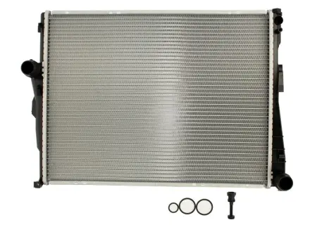 Радиатор охлаждения NISSENS 60784A