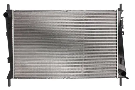 Радіатор охолодження двигуна First Fit NISSENS 66704