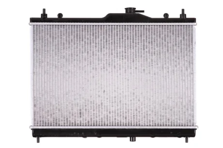 Радіатор охолодження двигуна NISSENS 68763