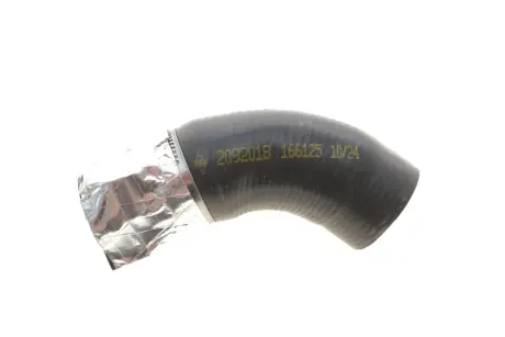 Патрубок интеркуллера (R) Renault Clio IV 0.9 TCe 12- NRF 166125