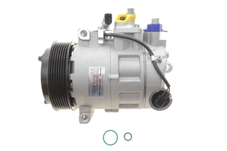 Компресор кондиціонера VW Touareg 3.0TDI/4.2/Porsche Cayenne 4.5/4.5 02-10 (7PK/d=120mm) NRF 320230