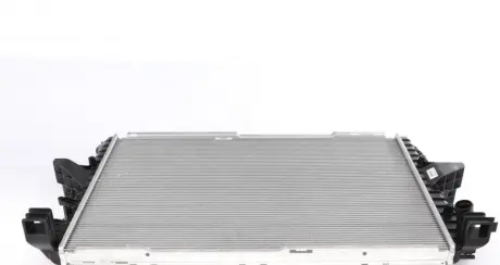 Радіатор охолодження VW Multivan V/T5 03- NRF 53154