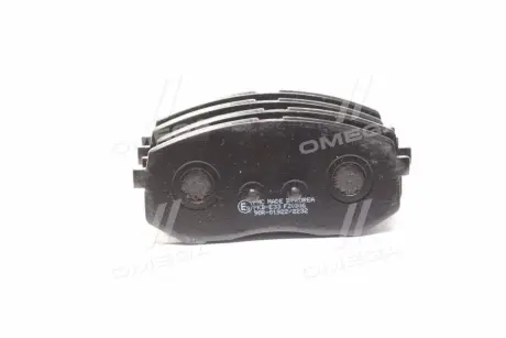 Колодки гальмівні дискові KIA SPORTAGE, HYUNDAI ix35 - передн. PARTS-MALL PKB-E33