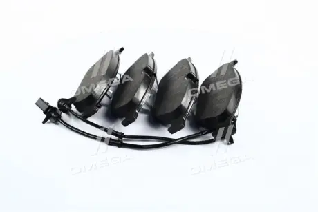 Колодка гальм. диск. AUDI A8 3.0 4.2TFSI QUATTRO,3.0 4.2TDI QUATTRO 09 - передн. REMSA 1441.02