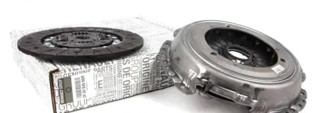 Комплект зчеплення Master 2.3dCi 10- RENAULT 302054956R