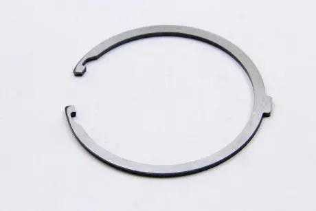Кільце стопорне КПП RENAULT 8200295074