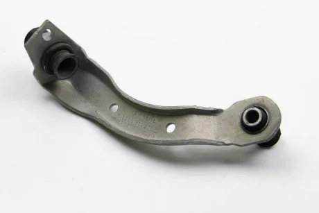 Кріплення підрамника RENAULT 8200361270