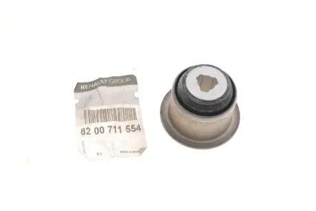 Сайлентблок переднього важеля на Кенго I RENAULT 8200711554