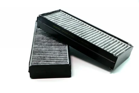Фільтр салонний Huyndai Santa Fe I, Sonata IV, Trajet, 01-08, (2 шт), вугільний SHAFER SAK896S