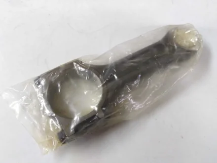 Шатун 2.3DCI 16V M9T Renault Master III 10-, Nissan Interstar 21-, Opel Movano B 10-21 STS 95RE004ST