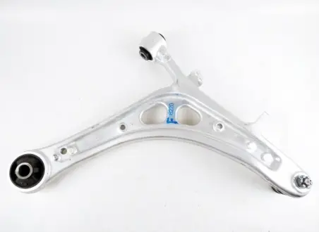 Рычаг передний нижний SUBARU 20202FG031