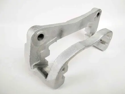 Скоба тормозного суппорта SUBARU 26225AG100