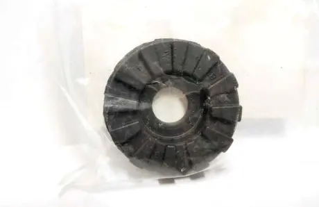 Втулка гумова підмоторної балки SUBARU 41022FA050