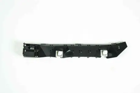 Кронштейн бампера прав SUBARU 57717FG002