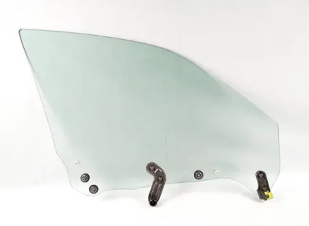 Скло передніх дверей SUBARU 61011FE011