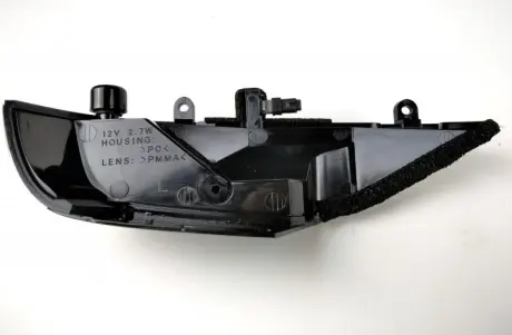 Покажчик повороту SUBARU 84401AG032