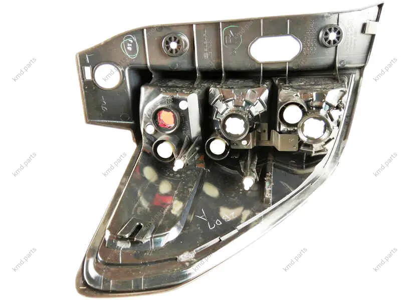 Фонарь задний комбинированный в сборе SUBARU 84912SC101 (фото 1)