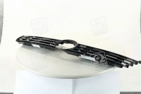 Решітка радіатора VW PASSAT B5 96-00 TEMPEST 051 0608 990