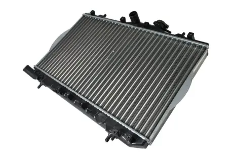Радіатор двигуна THERMOTEC D70503TT