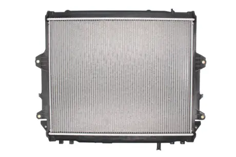 Радіатор двигуна THERMOTEC D72050TT