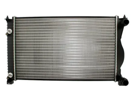 Радіатор двигуна THERMOTEC D7A029TT