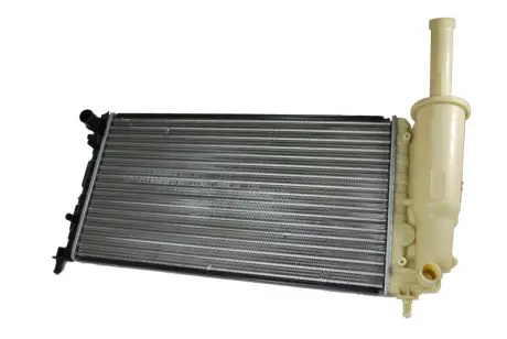 Радіатор двигуна THERMOTEC D7F027TT