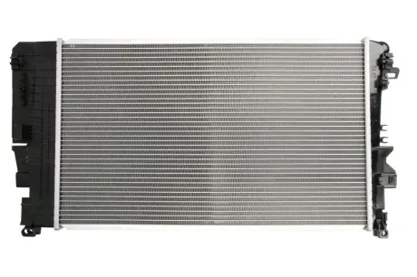 Радіатор двигуна THERMOTEC D7M046TT