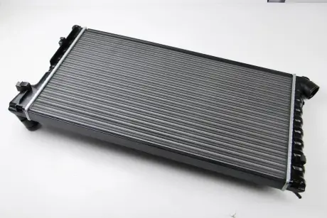 Радіатор двигуна THERMOTEC D7P006TT