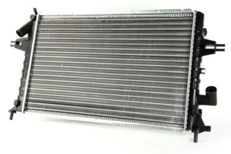 Радіатор двигуна THERMOTEC D7X039TT