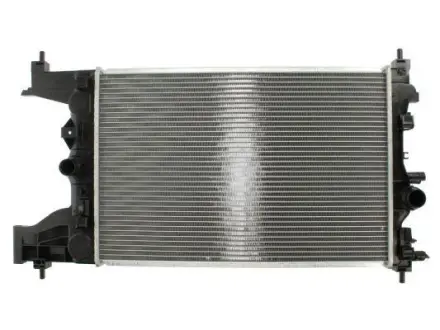 Радіатор двигуна THERMOTEC D7X069TT