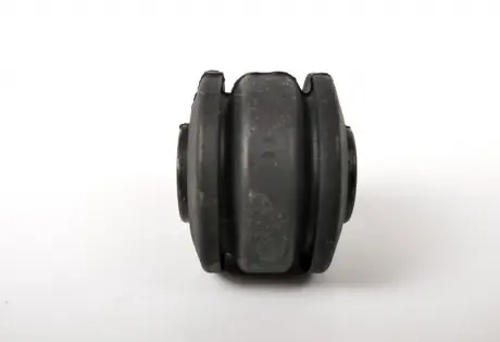 Втулка стабілізатора / LEXUS TOYOTA 4884960010
