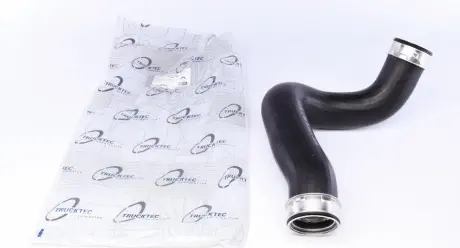 Патрубок інтеркулера (R) MB E-class (W210) 2.2CDI 98-02 AUTOMOTIVE TRUCKTEC 02.14.078
