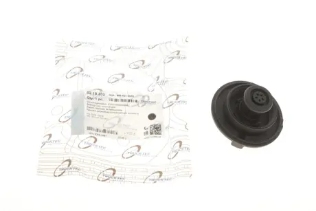 Кришка бачка розширювального MB OM646/651 2.2CDI AUTOMOTIVE TRUCKTEC 02.19.332