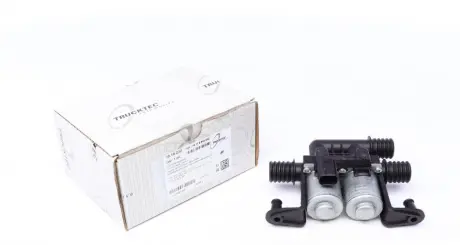 Кран пічки BMW 5 (E60)/6 (E63)/7 (E66) 2.0-6.0 01-10 AUTOMOTIVE TRUCKTEC 08.19.232