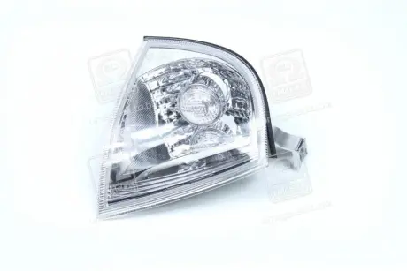 Указатель поворота sk otava 2000-2004 rh TYC 18A207012B