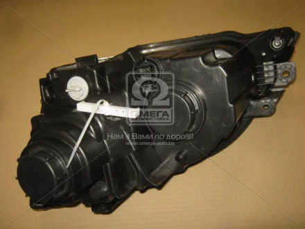 Фара пра. ел. KIA SORENTO 03-09 (вир-во) TYC 20-C523-A5-2B
