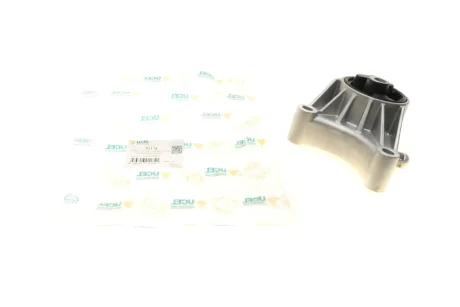 Подушка двигуна (передня) Opel Vectra C/Astra H 1.9CDTI 02-10 UCEL UC-EL 91174
