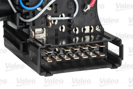 Сполучений вимикач рульового механізму VAL251586 Valeo 251586