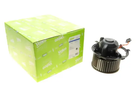 Моторчик пічки VW Caddy III/IV 03- Valeo 715347