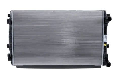 Радіатор AUDI/SKODA/VW A3/Q2/Q3/Karoq/Octavia/Caddy \'\'12>> ="" Valeo 735558