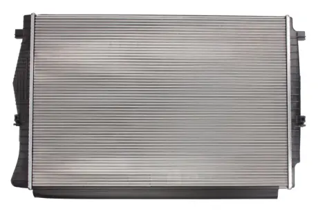 Радіатор AUDI/SKODA/VW A3/Q2/Q3/Karoq/Octavia/Passat \'\'12>> ="" Valeo 735559