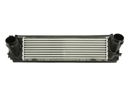 Впускний охолоджувач повітря VAL818260 Valeo 818260