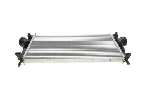 Інтеркулер CHEVROLET MALIBU OPEL INSIGNIA A, INSIGNIA A COUNTRY SAAB 9-5 1.6-2.8 07.08- VAL818603 Valeo 818603