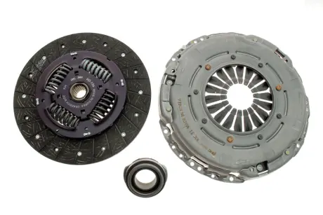 Комплект зчеплення (3 in 1 kit) HYUNDAI/KIA Accent/i20/i30/ix35/Carens/C\'eed/Soul "1,4-1,7CRDi "06>> ="" Valeo 832086