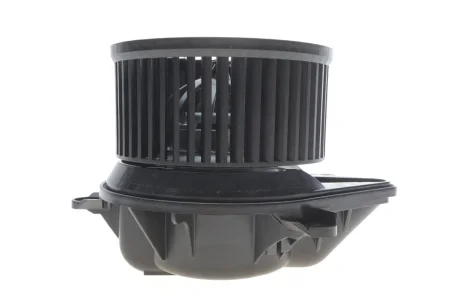 Моторчик пічки Nissan Primastar/Opel Vivaro/Renault Trafic 1.9-2.5 dCi 01- Valeo 884640